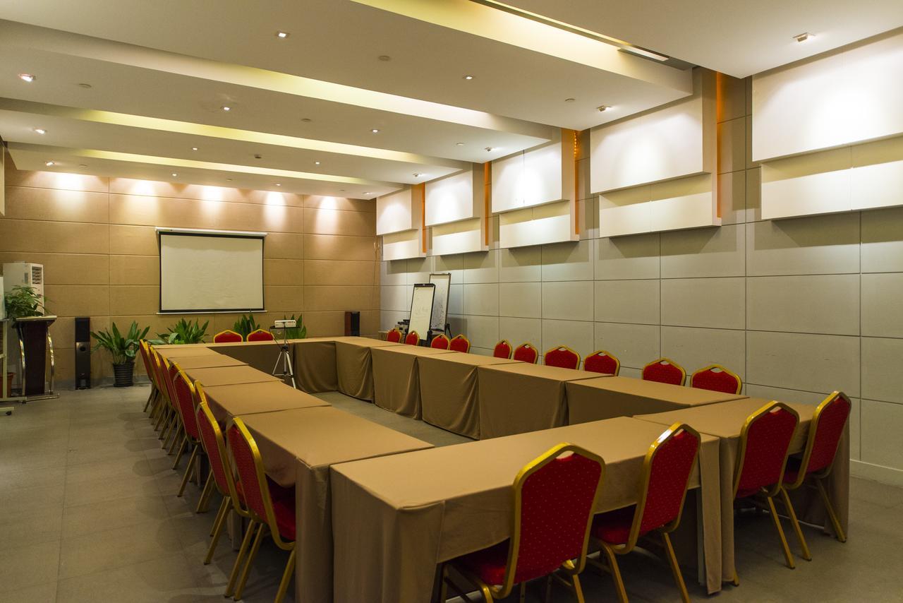 Jinjiang Inn Select Zhenzhou Dongfeng Road Technology Market เจิ้งโจว ภายนอก รูปภาพ